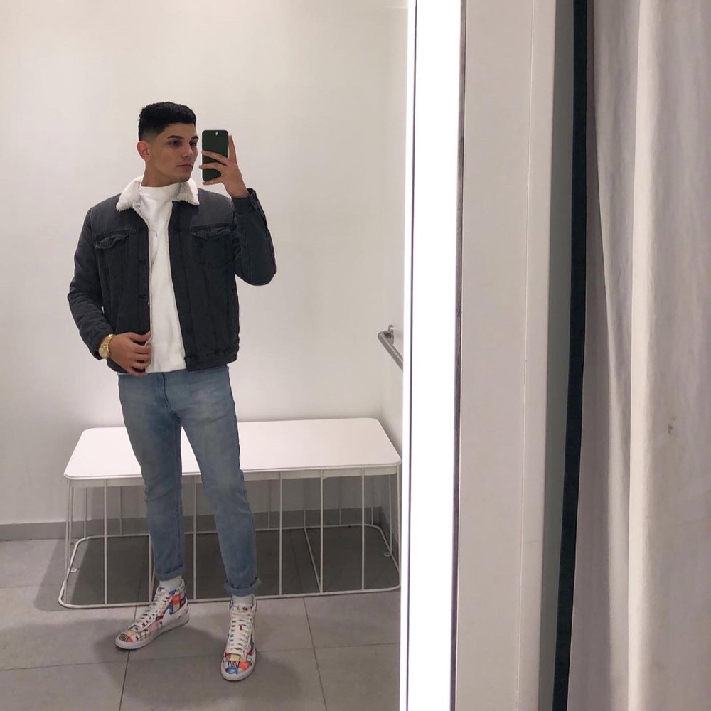Meet your Posher, Brandon